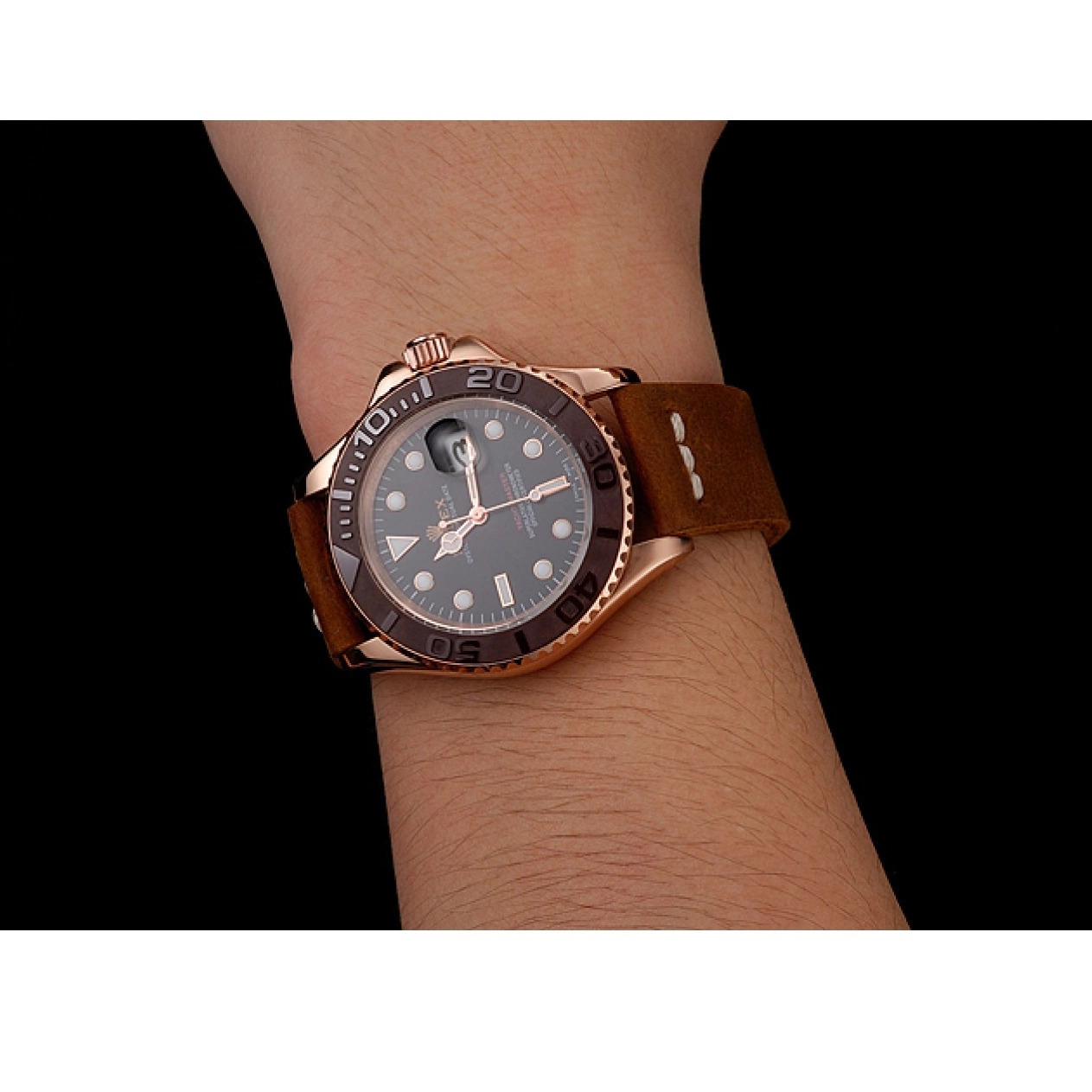 AAA Replica Watches Rose Brown Brown Case Yacht Dial Master Rolex Black Bracelet Bezel 1453860 Gold Leather 0521